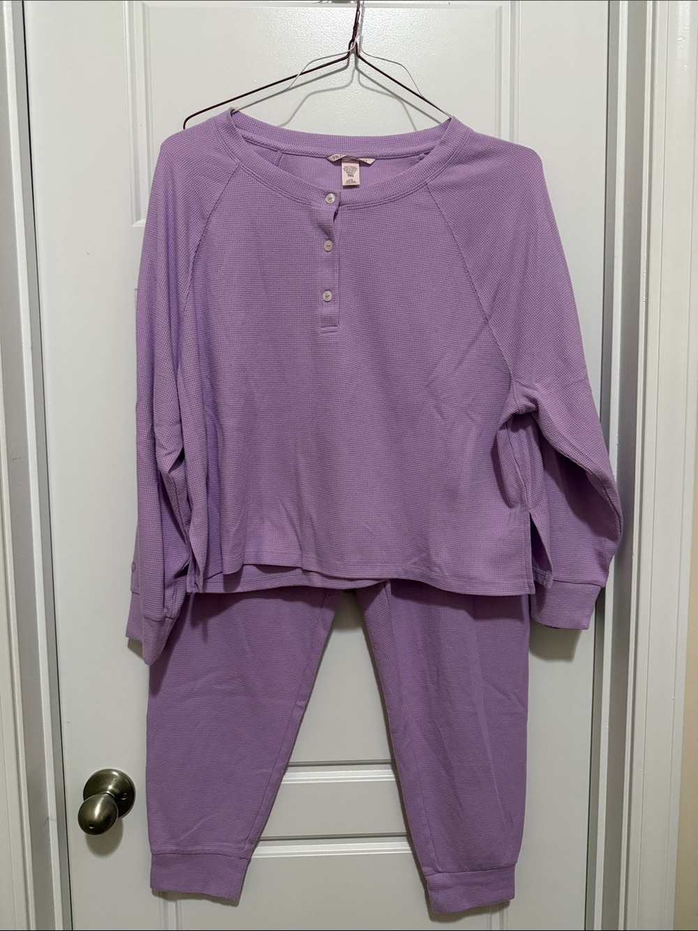 Women’s Victorias Secret Long Sleeve Lavender Thermal Pajama Set